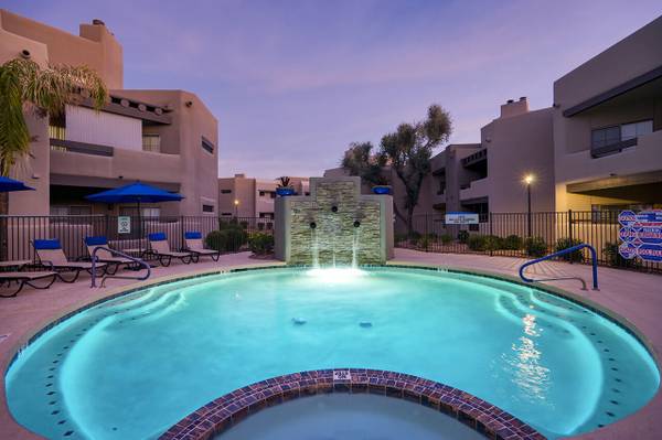$1,888 / 2br - 1006ft2 - TWO Month FREE, Move by 10/10, Two Master Suites, 24 Hour Gym (North Scottsdale, easy freeway access)63966952669315122