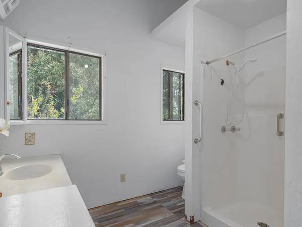 $4,200 / 5br - Casa de alquiler de 5 habitaciones en Volcano (Volcano)63686672279171120