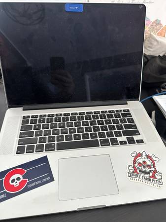 MacBook Pro 1