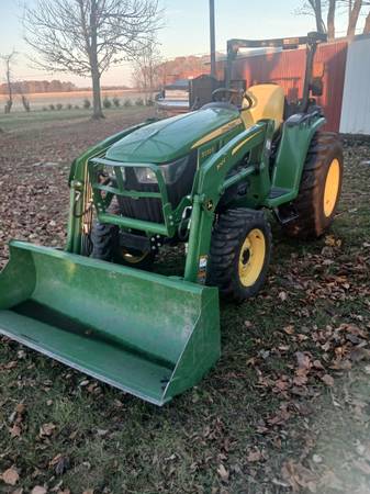 John deere 3032E 1