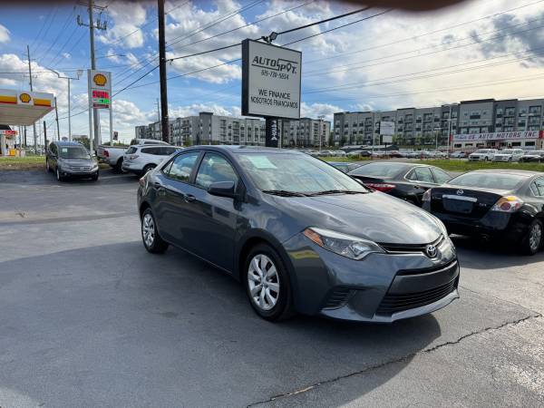 2015 TOYOTA COROLLA 1