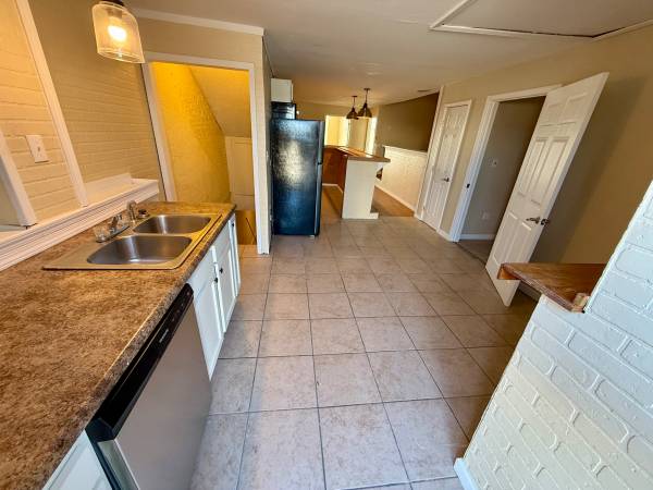 $1,695 / 3br - 2 Blocks from MU football stadium!!! (Ritter Park)63989520634754122
