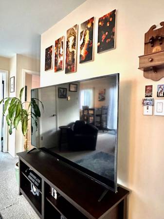 $2,000 / 1br - 900ft2 - Master bedroom in 2bdrm flat, 6-unit building, dead-end street (castro / upper market)63834320577155124