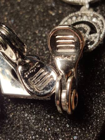 3 Pair of Gorgeous Clip Monet & Charter Club Dangle Earrings - $15 (Erie)62955419405699121