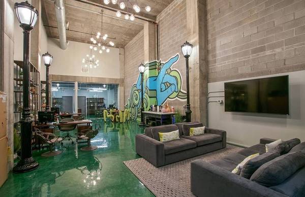 $1,620 / 1br - 932ft2 - Atlanta GA, On-site Maintenance, 1 Bed (171 Auburn Ave NE, Atlanta, GA)63921561601026123