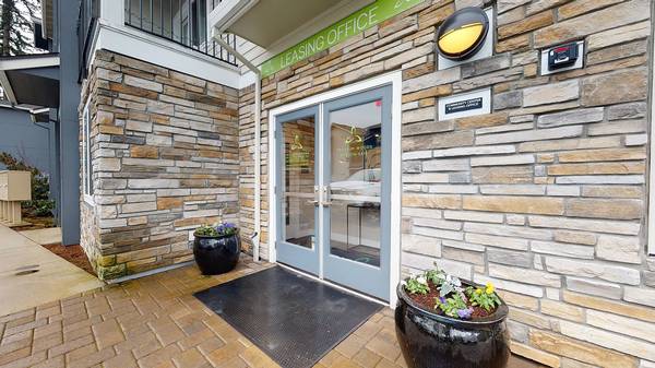 $1,875 / 2br - 907ft2 - 🌿 One Month Free Rent at Trillium Woods! (Progress Ridge)63672530098433120