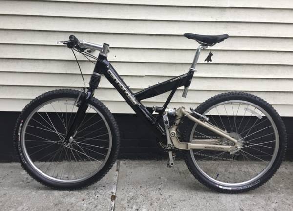 Cannondale Super V2000 Size Large 1