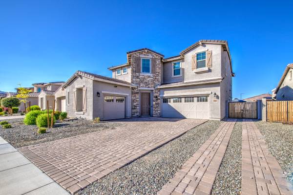 $640,000 / 6br - 3481ft2 - ¡Hermosa propiedad para ti! (Litchfield park)63966953404546120