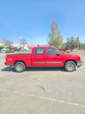 2005 Chevrolet Silverado Crew 4WD - $5,000 (South Anchorage)63442752838915123