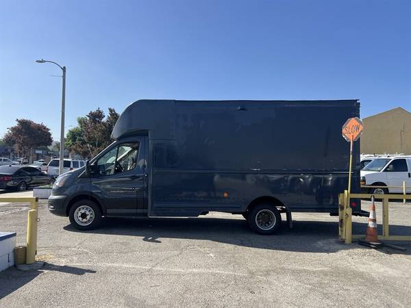 2021 Ford Transit 350 HD - Photo 4