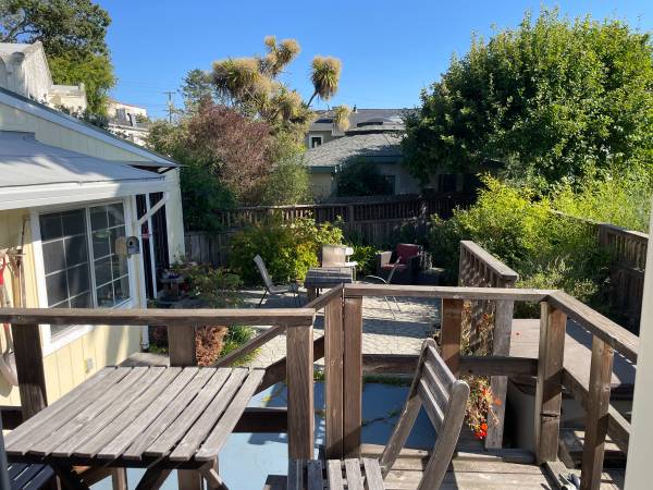 $1,525 / 250ft2 - Estudio soleado en Westbrae, bañera de hidromasaje, lavandería y todos los servicios incluidos (berkeley norte / colinas)63857951584771121