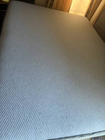 Casper Queen Size Memory Foam Mattress can deliver 1