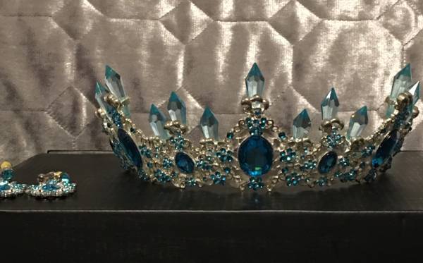 Jeweled Crown & Matching Earrings 1