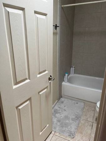 $579 / 1br - Habitación espaciosa a pie de Duke Park y Durham centro (Durham)63685979744513121