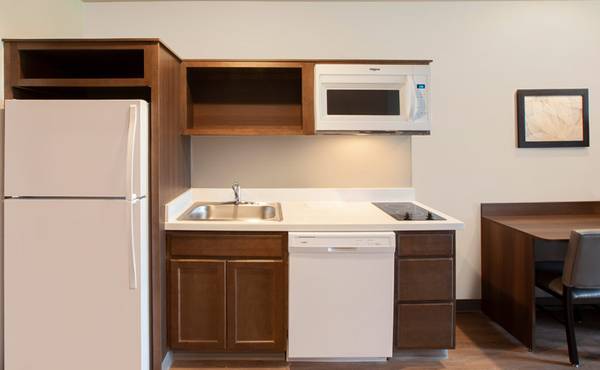 $300 / 1br - Live in Comfort - No Lease, No Deposit! (13150 Cityscape Ave, Houston, TX)63924043712642124