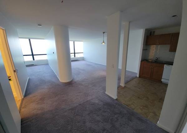 $2,100 / 1br - 800ft2 - EDGEWATER BEACH.  SPECTACULAR DIRECT LAKE AND PARK VIEW! (5415 N. Sheridan Road)63959879676290122