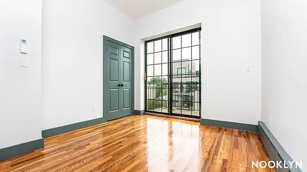 $4,500 / 2br - 52 monitor St (greenpoint)63854289838723122
