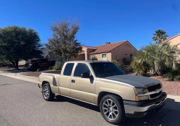 SILVERADO 2004 STEP SIDE 1