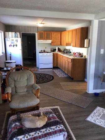 $1,050 / 2br - ISO roomate to split 2 bdr apt. (Burlington)63992935990658122