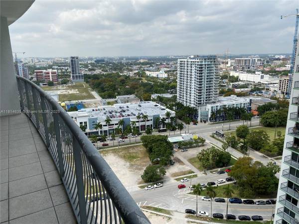 $2,600 / 1br - 825ft2 - 26th Floor 1bd with Stunning Bay Views! (Opera- Edgewater)64001848141953123