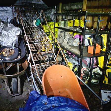 Rolling Wearhouse Safety Ladder 1