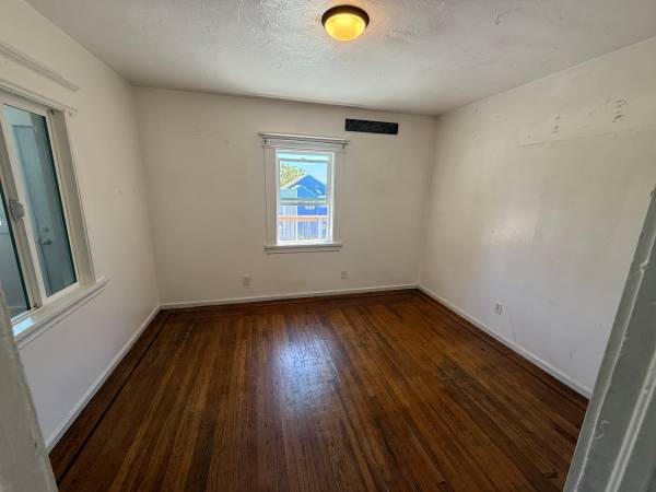 $2,500 / 2br - 1000ft2 - Upper unit 2 bedroom with office and gear room- downtown Oakland/ Kono (oakland downtown)63622901787139122