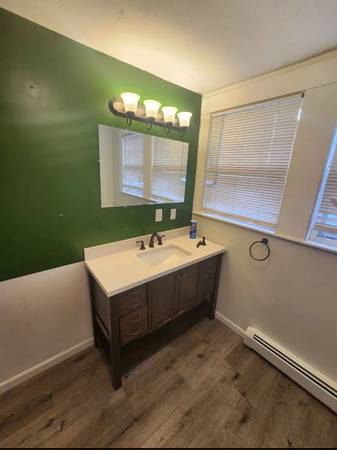 $800 / 1br - Available furnished room in south lawrence ma (South Lawrence ma)63863243974657122