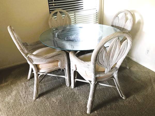 DINING TABLE-WICKER STYLE 1
