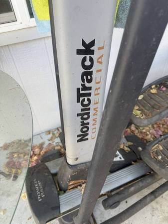 Nordic Track Elliptical Power Incline 1