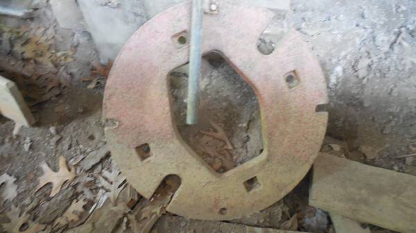 Cast Iron 120 LB International Wheel weight. 1