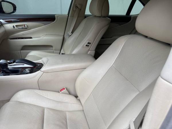 2016 Lexus LS 460 UVF46L ¡APROBACIÓN INMEDIATA! - $21,998 (+ ¡FINANCIAMIENTO DISPONIBLE!)63497990702595124