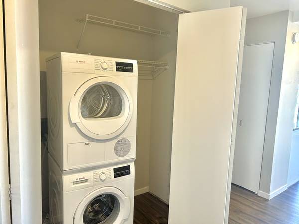 $1,100 / 480ft2 - APARTMENTS NOW AVAILABLE AT 800 TOWER!! (Louisville)64008828140801123