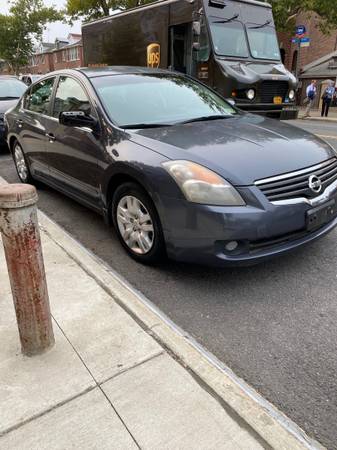 2009 Nissan altima 2.5S 140K Must See Mint - $2,500 (Bensonhurst)63469753254659122