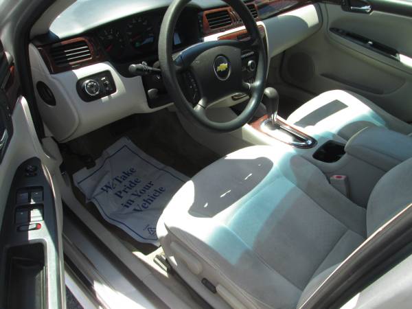 ** 2010 Chevrolet Impala * Equipado * Aire Acondicionado Frío * Encendido Remoto * ¿Tienes efectivo? - $2,995 (Pilgrim Auto Sales 37 Main st. Kingston, Mass.)63615292549123122