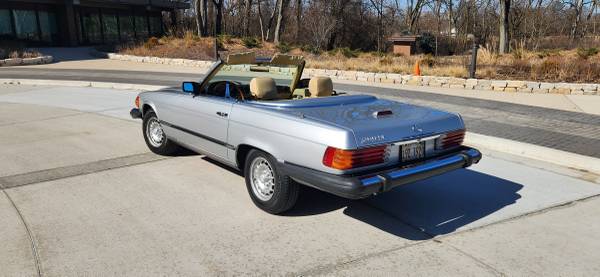 1981 Classic Mercedes 380sl Convertible Roadster - $9,500 (Downers Grove)63619012109313123