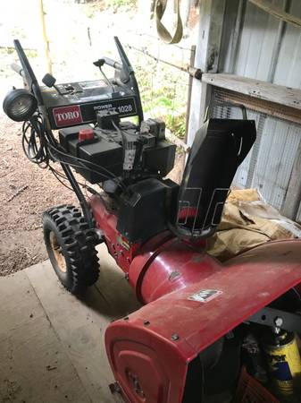 Toro 1028 snowblower 1