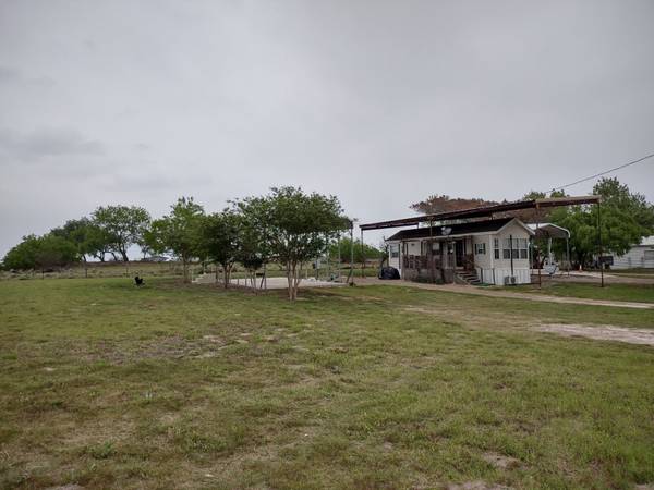 $450 / 040ft2 - RV SITES ON LAKE/CC UTILITIES INCLUDED PEEK A VIEW OF LAKE (ORANGE GROVE MATHIS ALICE GEORGE WEST CALALLEN)64036538751874120