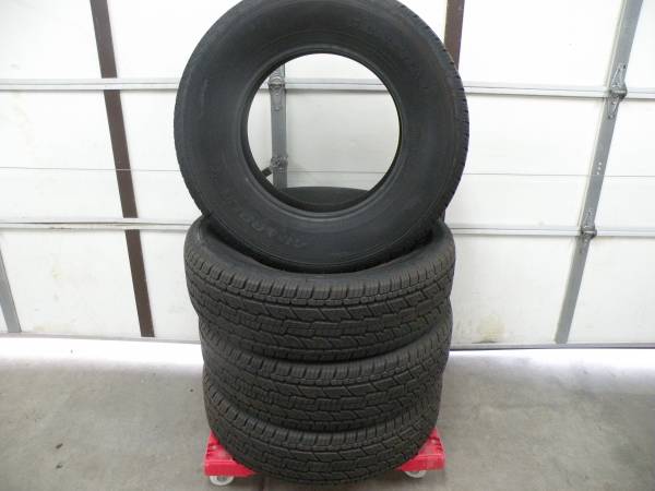 Tires 255/70R17 1