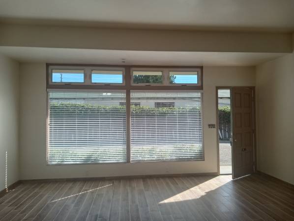 Newly Renovated Office Suites for Lease 1