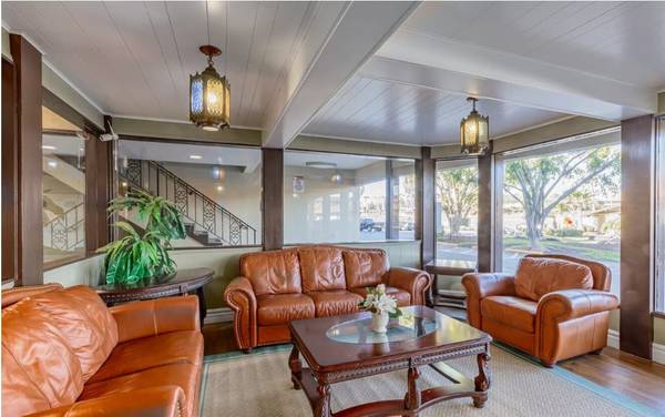 $2,043 / 1hab - 750ft2 - Ubicado en El Cajon, 1 dormitorio, Pista de shuffle (2675 Fletcher Pkwy, El Cajon, CA)63657123970433124