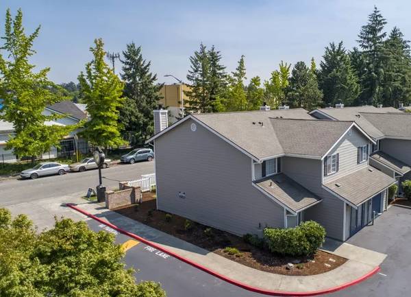 $3,050 / 3br - 1564ft2 - Come in as a stranger and stay as a neighbor! 3 Bed/2 Bath/1564 SqFt (Kent - Enatai Beach Park)63929430020354123