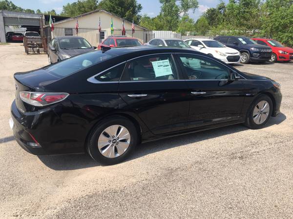 2019 Hyundai Sonata - $8,500 (Houston)63622447423489122