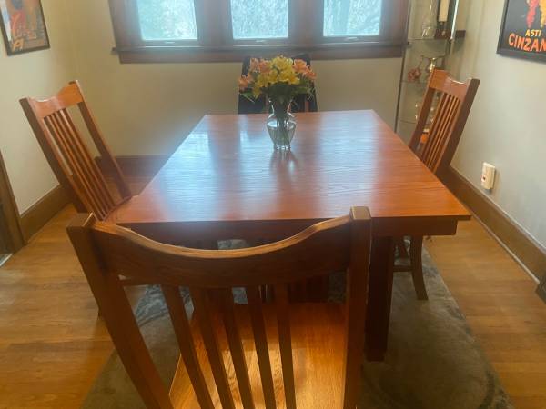 Dining room table 1