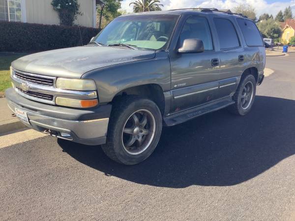 2001 Chevy Tahoe - $2500 (Petaluma)63469745591041121
