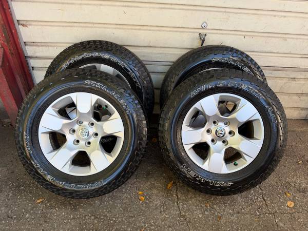 18” 6 Lug Wheels 1