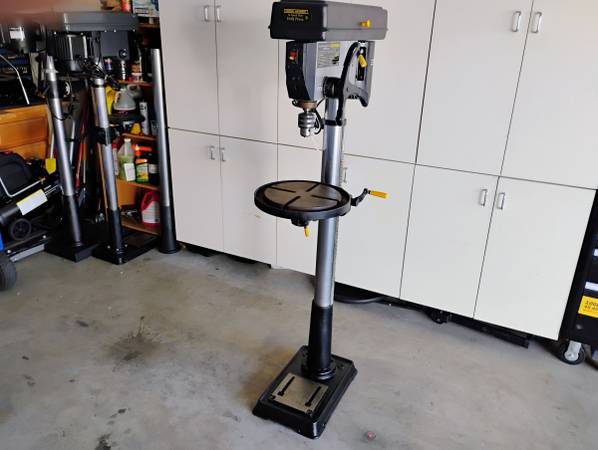 C.M. 17" 16 speed, 1H.P., Like New Cond! 1