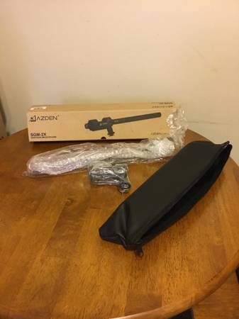 AZDEN shotgun microphone 1