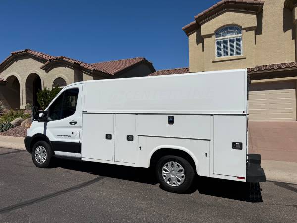 2019 Ford Transit 350 Cutaway - Photo 2