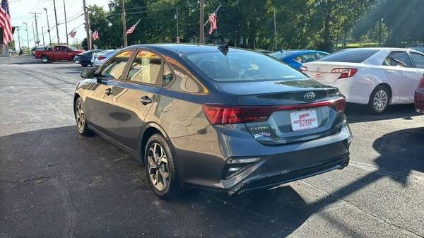 2021 Kia Forte LXS Sedan 4D - $2,100 (_Kia_ _Forte_ _Sedan_)63621970449539123