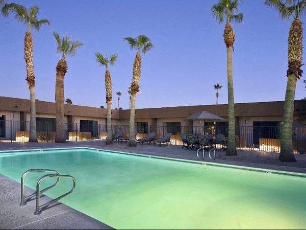 $1,165 / 400ft2 - Ceiling Fans, Golf Course (Fountain of the Sun), Oversized Closets (Fountain of the Sun)64024994173571124